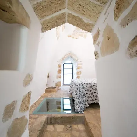 Prestige Pool Trullo Torre Suda